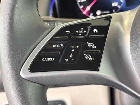 Certified 2025 Mercedes-Benz GLB 250 image 22