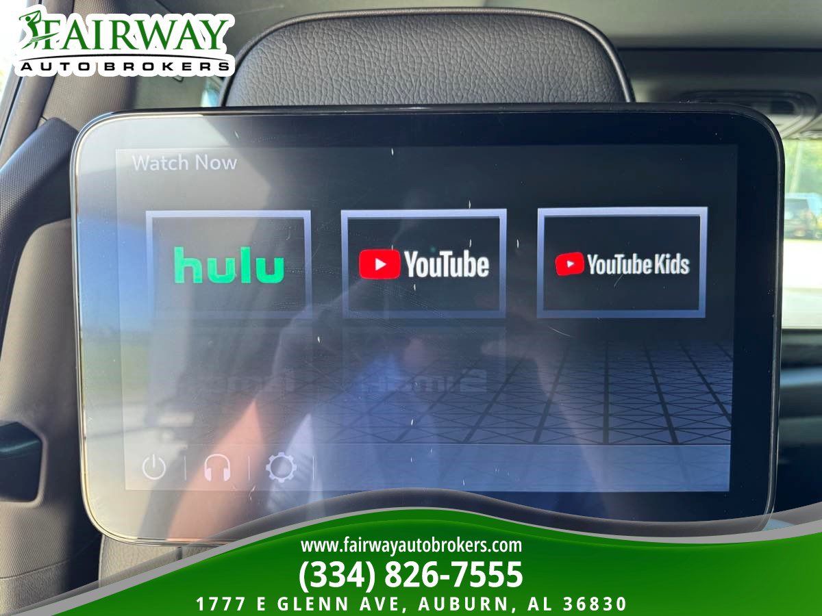 Used 2023 GMC Yukon XL Denali w/ Advanced Technology Package RWD image 28
