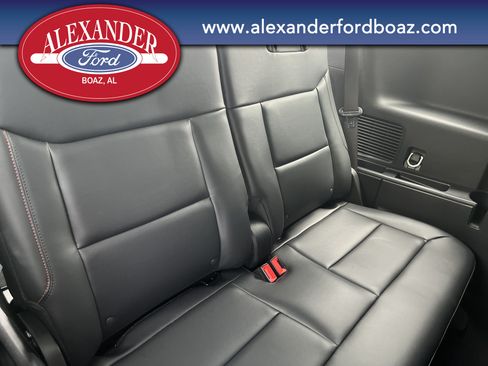Used 2025 Ford Explorer ST-Line RWD image 20