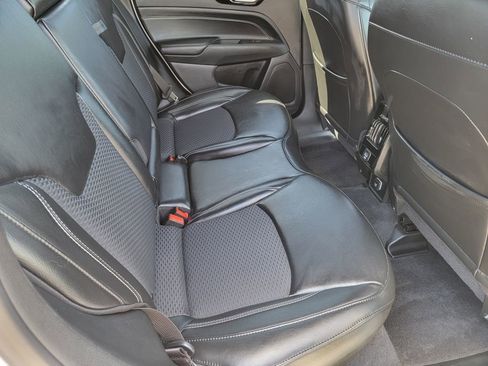 Used 2023 Jeep Compass Altitude image 15