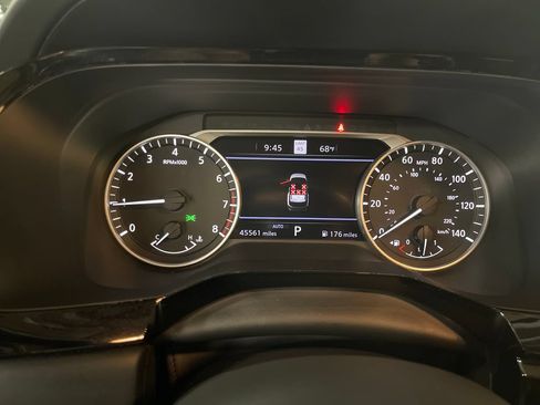 Used 2023 Nissan Pathfinder SL w/ SL Premium Package AWD/4WD image 26