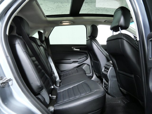Certified 2024 Ford Edge SEL w/ Convenience Package AWD/4WD image 12