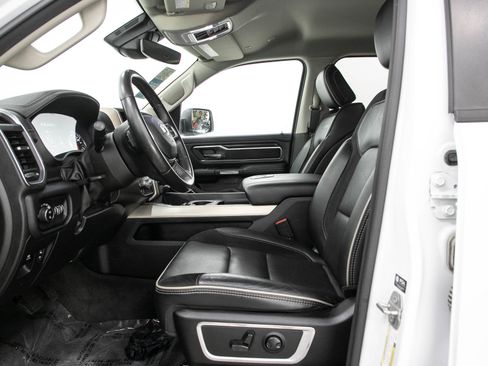 Used 2022 RAM 1500 Laramie AWD/4WD image 24