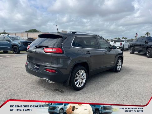 Used 2016 Jeep Cherokee Limited w/ Luxury Group image 7
