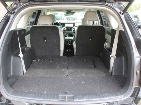 Certified 2023 Kia Sorento SX AWD/4WD image 10