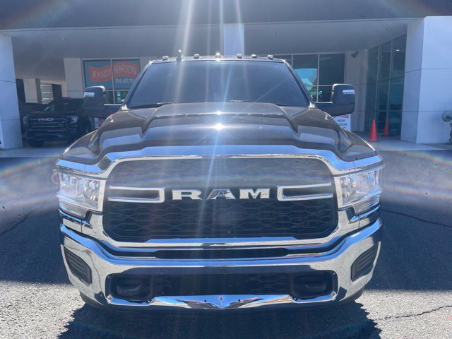 Used 2024 RAM 3500 Tradesman w/ Chrome Appearance Group AWD/4WD image 1