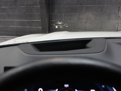 Used 2024 BMW X7 xDrive40i image 63