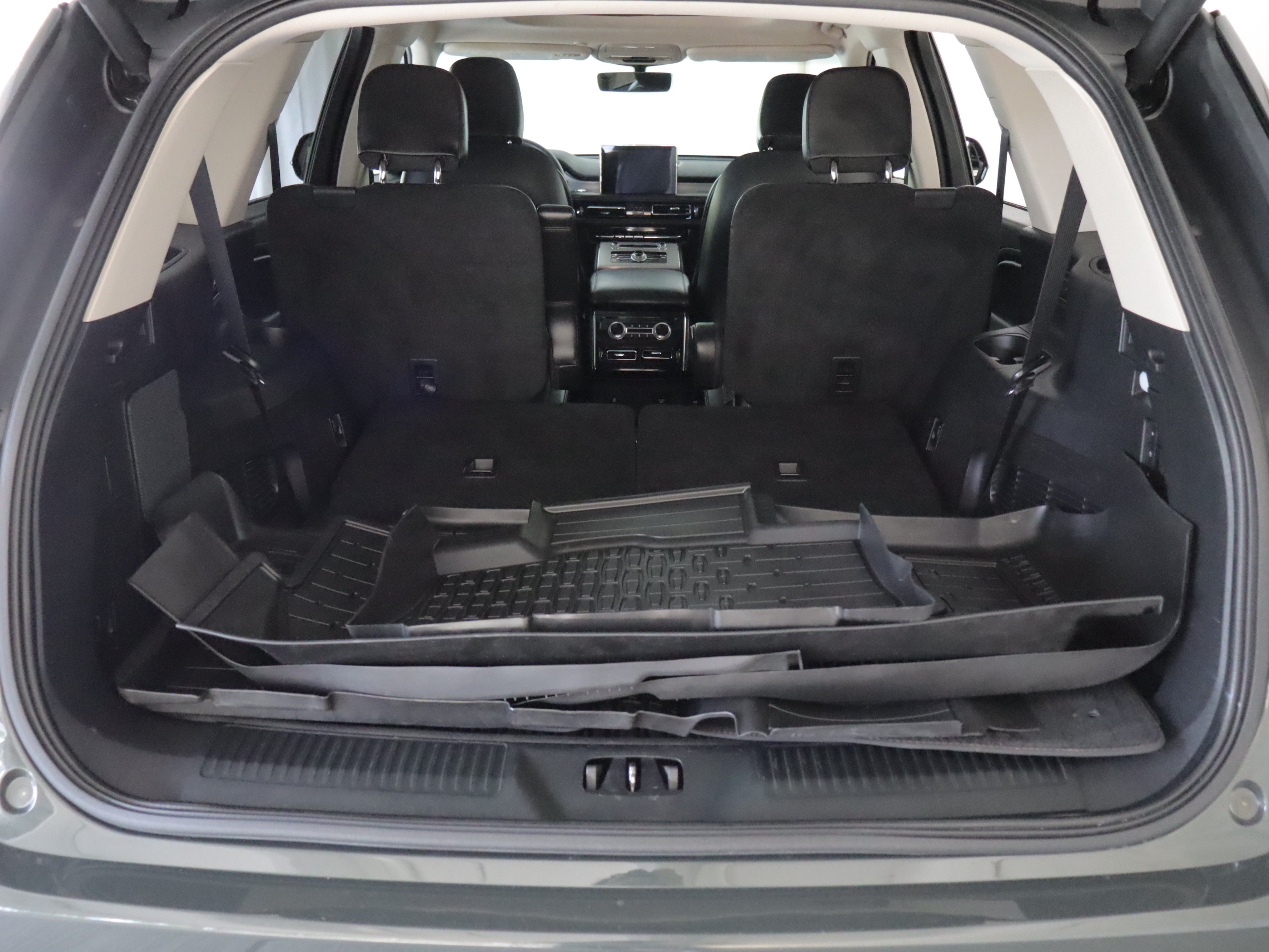 Used 2023 Lincoln Aviator AWD w/ Premium Package image 22