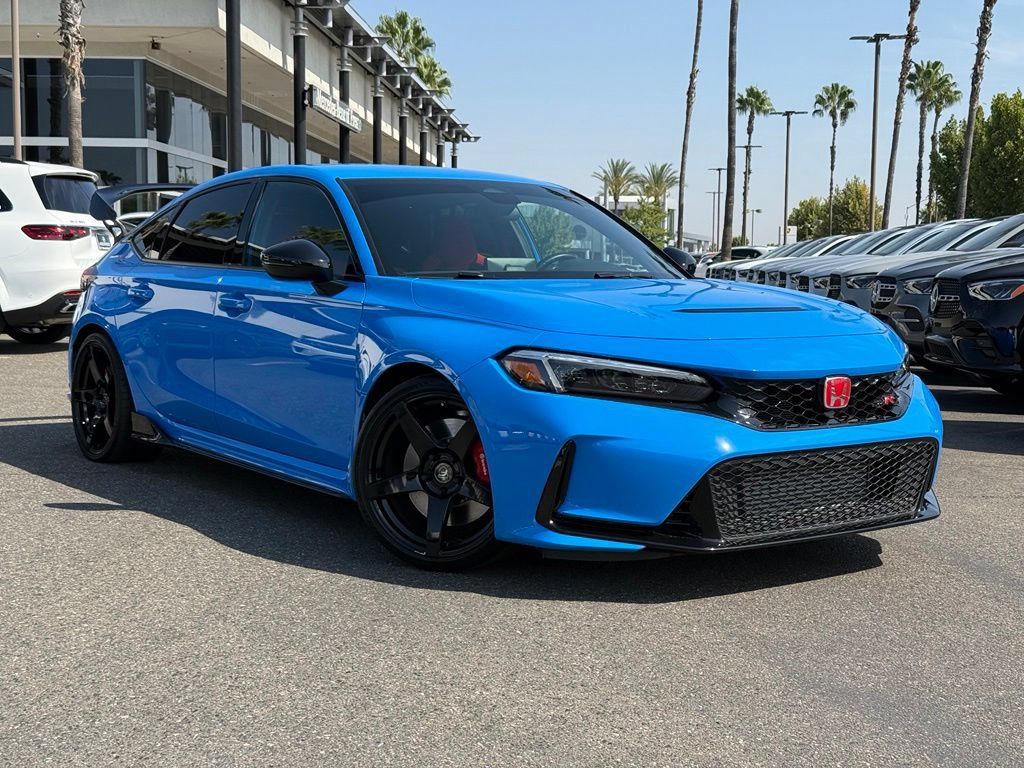 Used 2023 Honda Civic Type R image 1