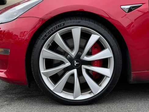 Used 2018 Tesla Model 3 Long Range image 19