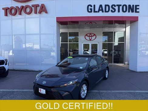 Certified 2025 Toyota Camry LE AWD/4WD image 1