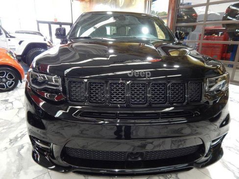 Used 2021 Jeep Grand Cherokee SRT w/ Trailer Tow Group IV image 3