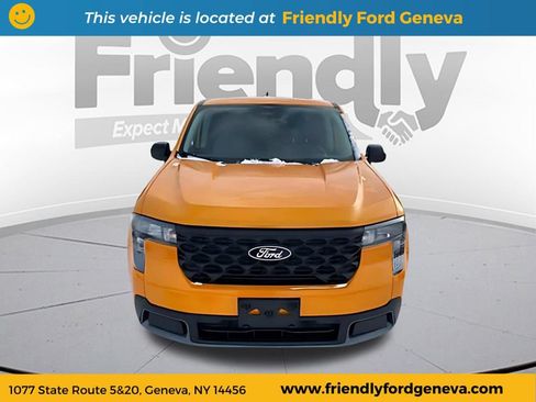 Used 2026 Ford Maverick XLT w/ XLT Luxury Package FWD image 2