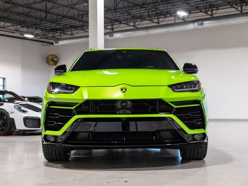 Used 2022 Lamborghini Urus image 2