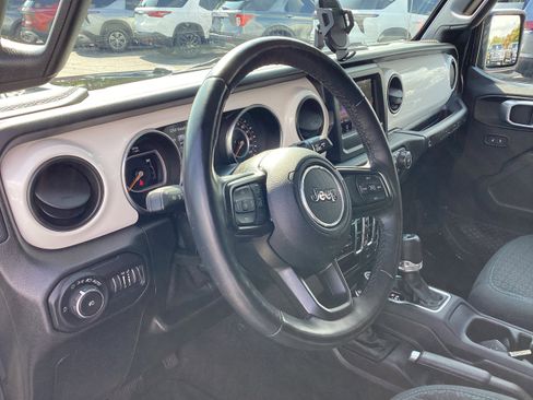 Used 2021 Jeep Wrangler Unlimited Sport image 11