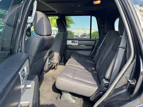 Used 2016 Ford Expedition XLT AWD/4WD image 14