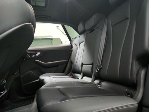 Used 2019 Audi Q8 Premium Plus w/ Premium Plus AWD/4WD image 23