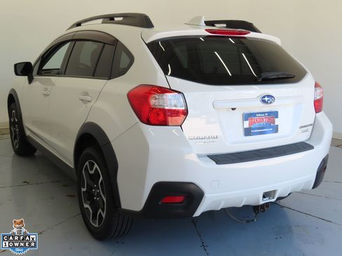 Used 2017 Subaru Crosstrek 2.0i Premium AWD/4WD image 5