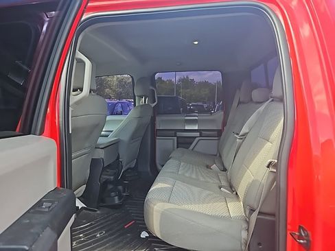 Used 2015 Ford F150 XLT w/ Equipment Group 302A Luxury image 15