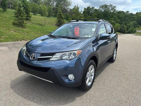Used 2014 Toyota RAV4 XLE AWD/4WD image 8