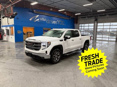 Used 2025 GMC Sierra 1500 SLT w/ SLT Premium Plus Package
