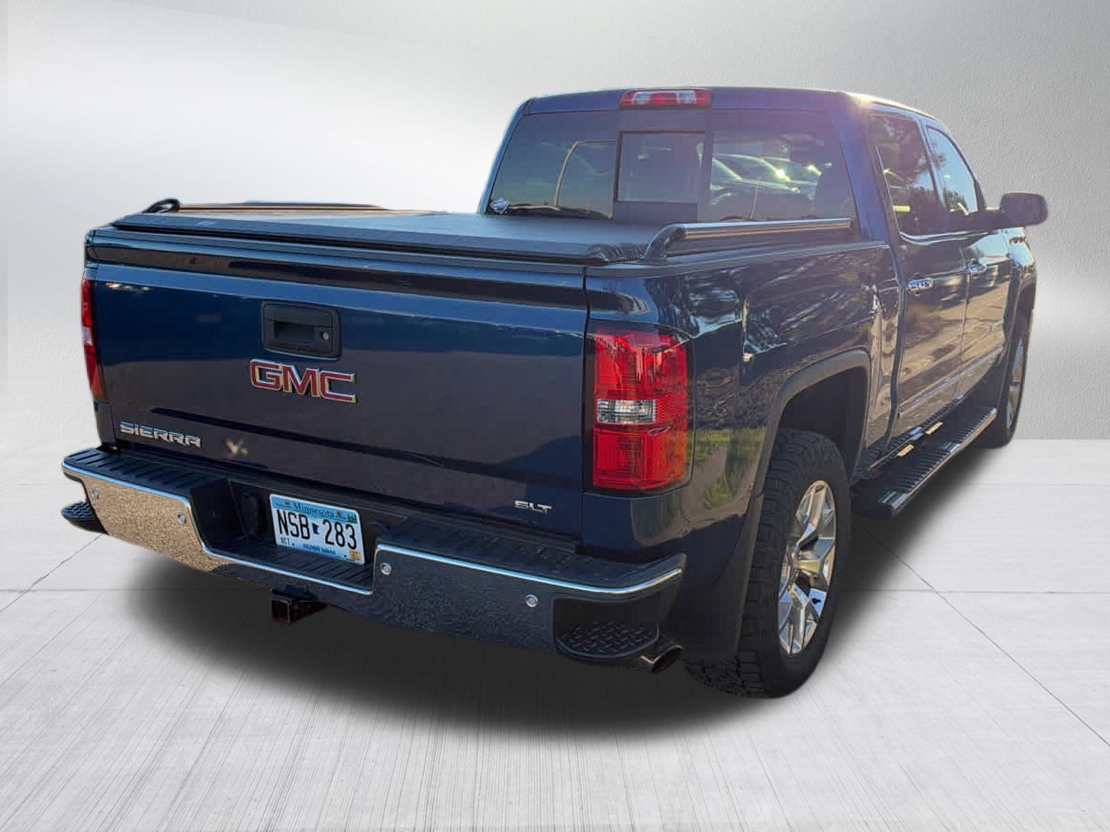 Used 2015 GMC Sierra 1500 SLT w/ SLT Crew Cab Value Package AWD/4WD image 7