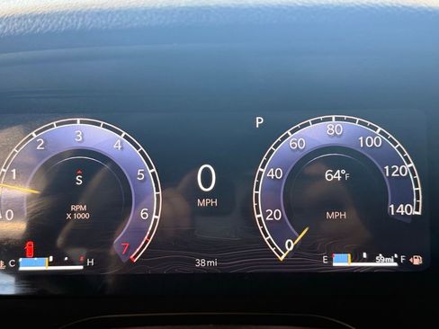 Used 2025 Jeep Grand Cherokee L Altitude image 31