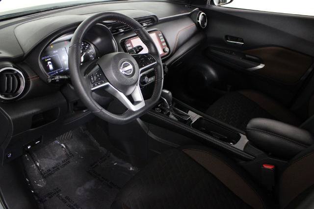 Certified 2022 Nissan Kicks SR w/ Interior Electronics Package FWD image 19