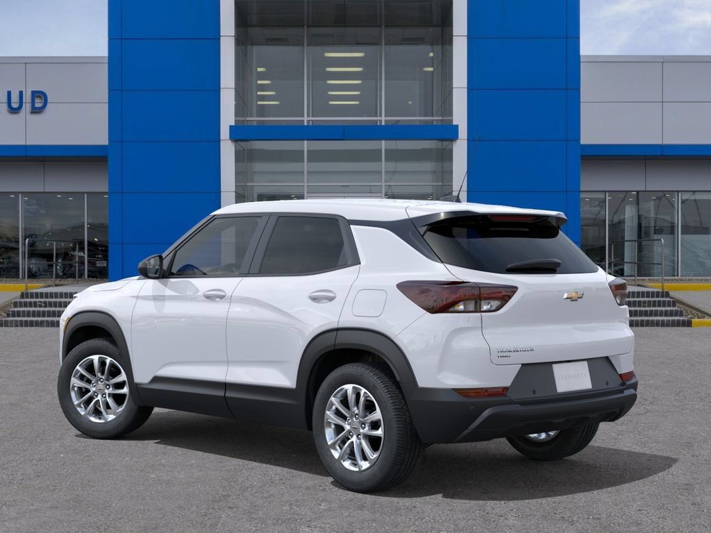 New 2026 Chevrolet TrailBlazer LS w/ LS Convenience Package AWD/4WD image 3