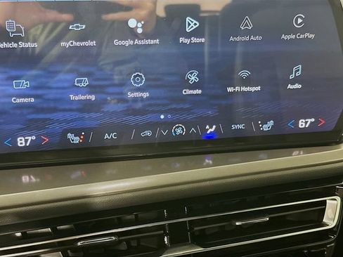 New 2026 Chevrolet Traverse LT w/ Driver Confidence Package FWD image 18