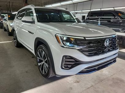 Used 2025 Volkswagen Atlas SEL Premium R-Line