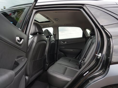Used 2021 Hyundai Kona Ultimate FWD image 18