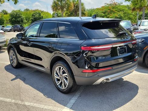Certified 2023 Lincoln Corsair FWD image 4