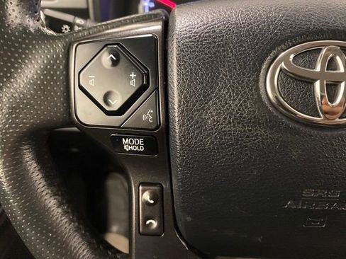 Certified 2022 Toyota 4Runner TRD Off-Road Premium image 20