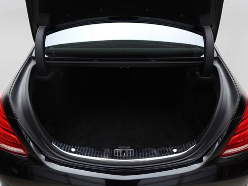 Used 2017 Mercedes-Benz Maybach S 600 image 44
