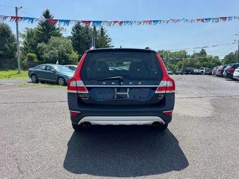 Used 2016 Volvo XC70 T5 Platinum w/ Protection Package AWD/4WD image 5