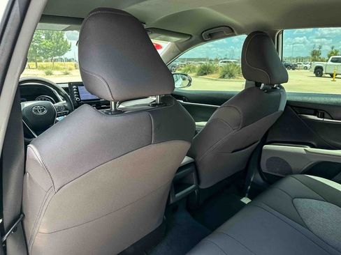 Used 2023 Toyota Camry LE FWD image 17