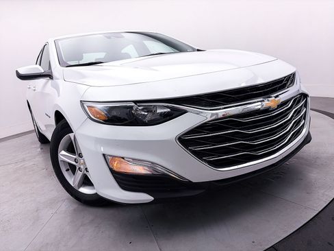 Used 2025 Chevrolet Malibu LS FWD image 5