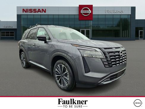 New 2026 Nissan Pathfinder Platinum image 1