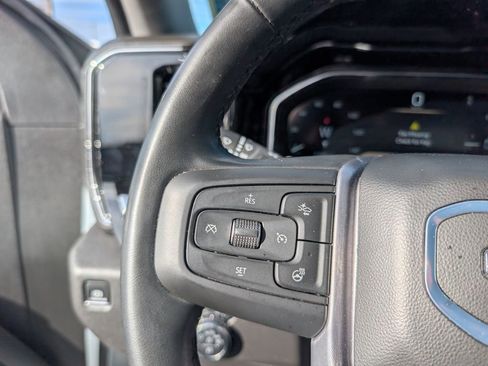 Used 2024 GMC Sierra 1500 Elevation image 12