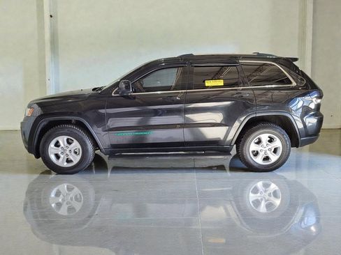 Used 2016 Jeep Grand Cherokee Laredo image 12