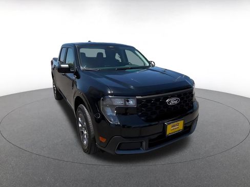 Used 2026 Ford Maverick XLT FWD image 3