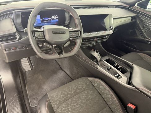 Used 2025 Dodge Charger Daytona R/T w/ Quick Order Package 25M R/T AWD/4WD image 15