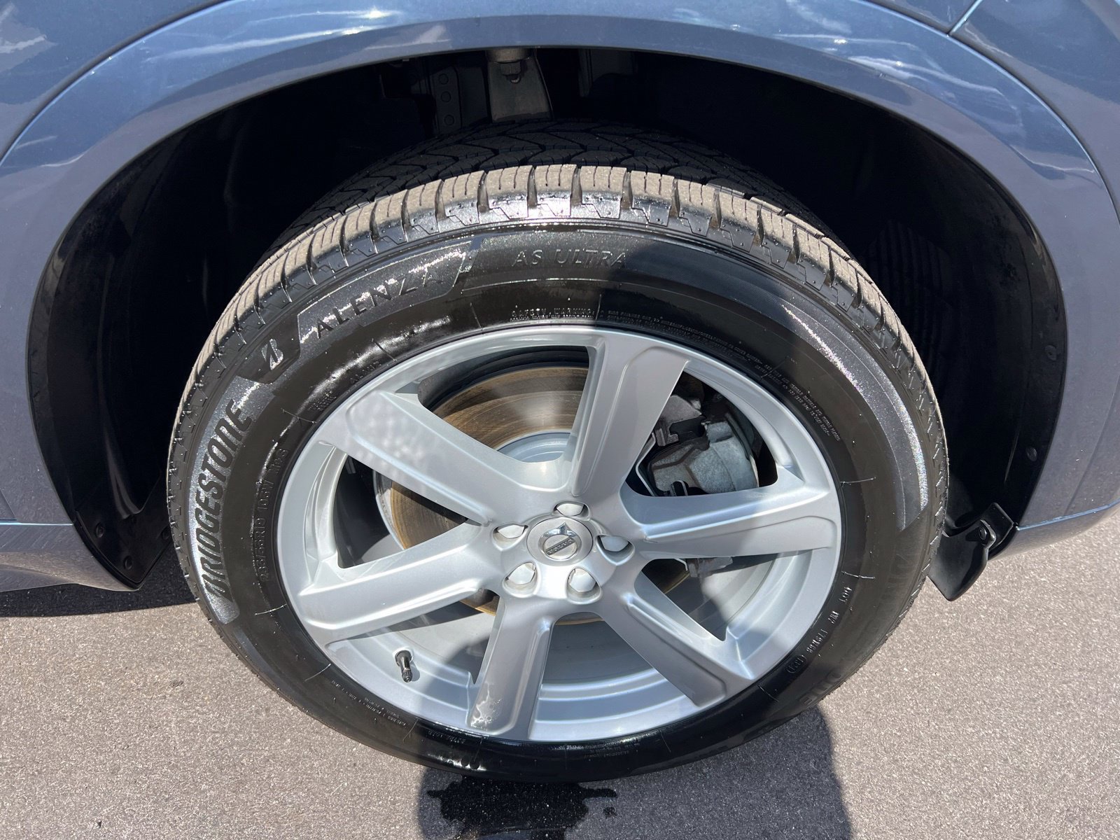 Used 2023 Volvo XC90 B5 Core AWD/4WD image 11