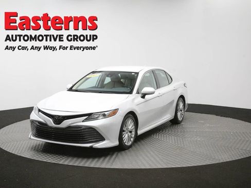 Used 2019 Toyota Camry XLE w/ Carpet Mat Package FWD image 56