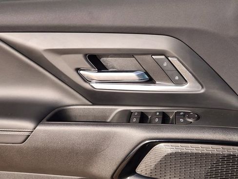 New 2026 Chevrolet Silverado EV LT AWD/4WD image 17
