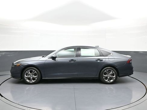 Certified 2024 Honda Accord EX image 9