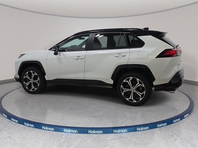 Certified 2025 Toyota RAV4 XSE w/ Weather Package AWD/4WD image 8