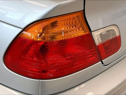 Used 2002 BMW 330Ci Convertible RWD image 25