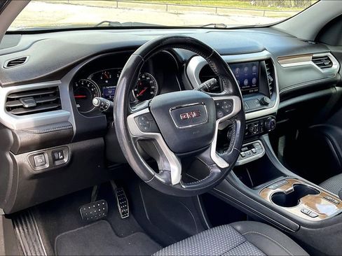 Used 2020 GMC Acadia SLE w/ Driver Convenience Package image 14